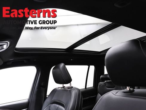Used 2024 Jeep Grand Cherokee L Limited w/ Luxury Tech Group II AWD/4WD image 36