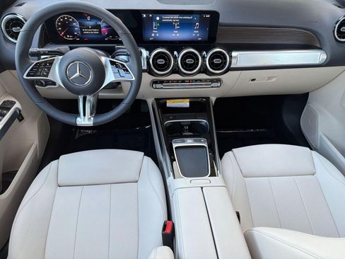 New 2026 Mercedes-Benz GLB 250 image 15