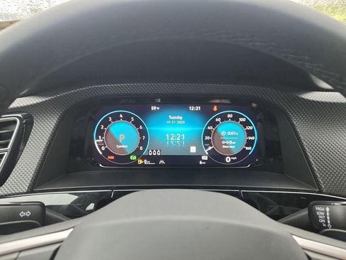 New 2026 Volkswagen Atlas Cross Sport SEL Premium R-Line image 14