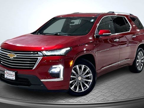 Used 2022 Chevrolet Traverse Premier w/ LPO, Floor Liner Package image 1