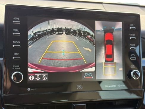 Used 2022 Toyota Camry XLE w/ Navigation Package FWD image 20