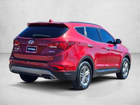 Used 2017 Hyundai Santa Fe Sport image 5