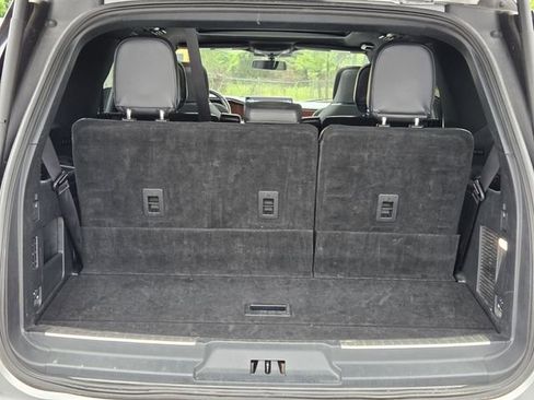 Used 2023 Lincoln Navigator Reserve AWD/4WD image 13