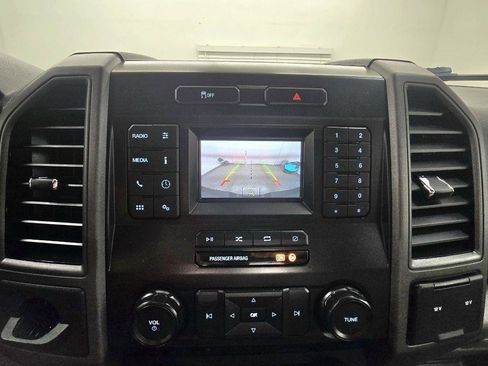 Used 2020 Ford F250 XL w/ Power Equipment Group image 21