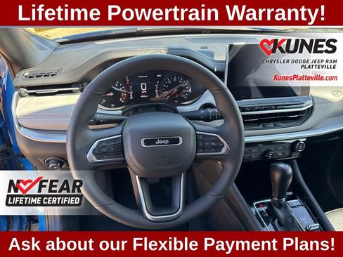 Used 2025 Jeep Compass Limited AWD/4WD image 15