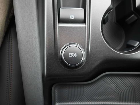 New 2026 Ford Explorer Active w/ Active Comfort Package AWD/4WD image 44