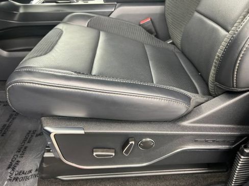 Used 2022 Ford F150 Raptor w/ Equipment Group 801A High AWD/4WD image 14
