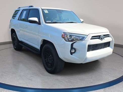 Used 2022 Toyota 4Runner SR5 RWD image 3