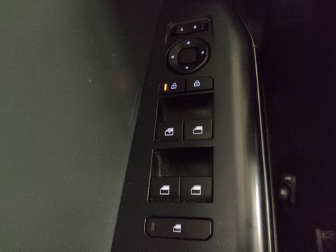 Used 2025 Kia K4 LXS image 27