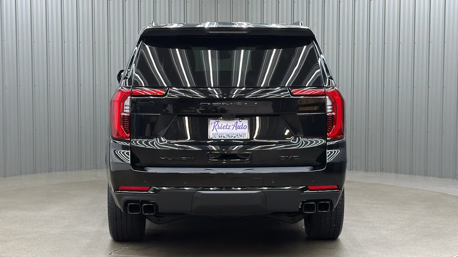 Used 2026 GMC Yukon XL Denali Ultimate w/ LPO, Floor Liner Package AWD/4WD image 4