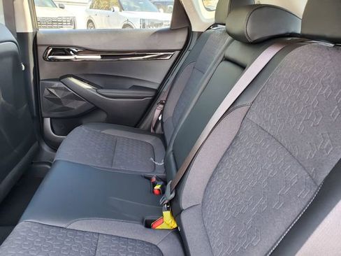 New 2026 Kia Seltos S FWD image 10