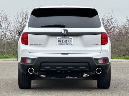 Certified 2023 Honda Passport EX-L image 4