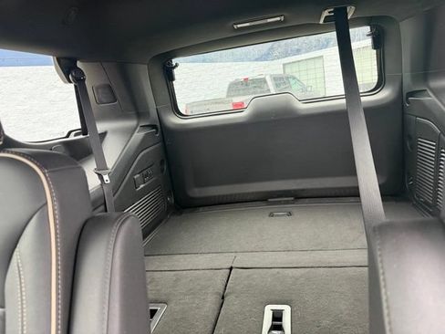 Certified 2024 Chevrolet Tahoe Premier AWD/4WD image 17