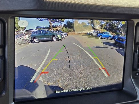 New 2025 Ford Bronco 4-Door image 9