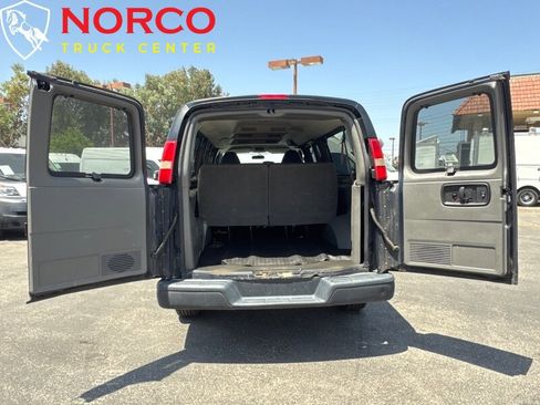 Used 2014 Chevrolet Express 3500 LS image 12