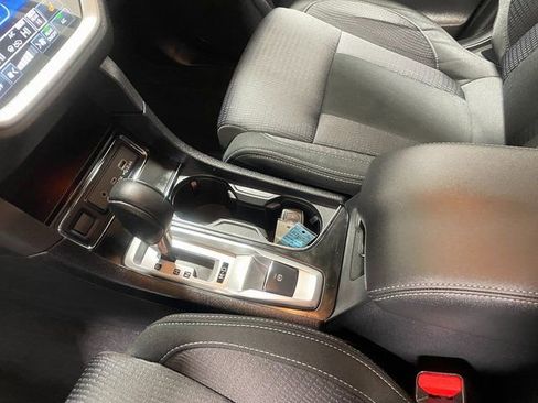 Used 2024 Subaru Ascent Premium w/ Convenience Package image 20