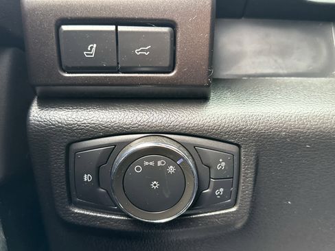 Used 2021 Ford Expedition Max Limited image 33