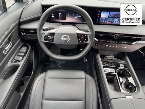 Certified 2025 Nissan Murano SV image 14
