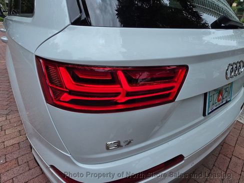 Used 2018 Audi Q7 3.0T Prestige w/ Prestige Package AWD/4WD image 20