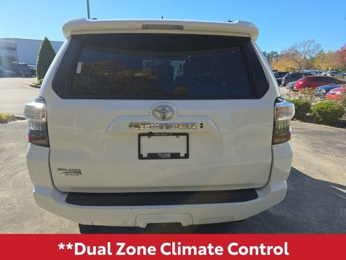 Used 2022 Toyota 4Runner SR5 Premium image 7