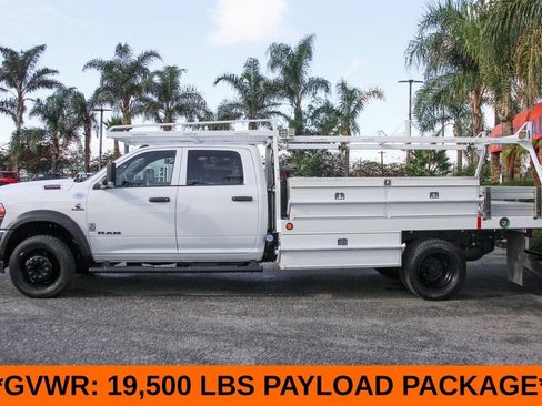 Used 2022 RAM 5500 Tradesman w/ Chrome Appearance Group AWD/4WD image 5