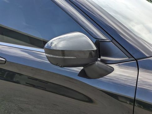 Used 2024 Mitsubishi Outlander SEL FWD image 12