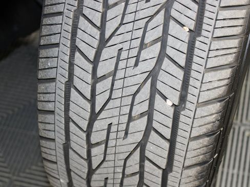 Used 2025 Chevrolet Traverse RS image 24