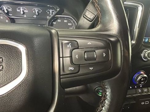 Used 2021 GMC Sierra 1500 AT4 AWD/4WD image 16