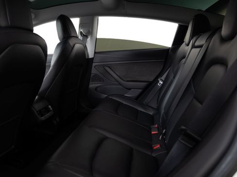 Used 2019 Tesla Model 3 Long Range AWD/4WD image 17