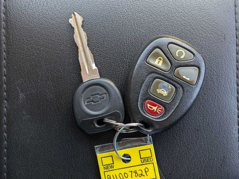 Used 2009 Chevrolet Impala SS w/ Convenience Package FWD image 30
