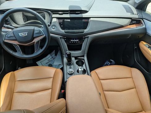 New 2025 Cadillac XT5 Premium Luxury w/ Technology Package FWD image 16