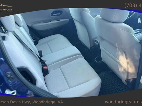 Used 2017 Honda HR-V LX image 16