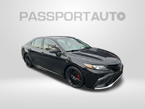 Used 2021 Toyota Camry XSE w/ Cold Weather Package FWD image 3