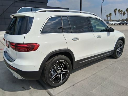 New 2026 Mercedes-Benz GLB 250 image 8