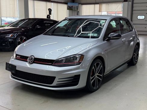 Used 2017 Volkswagen GTI Sport FWD image 5
