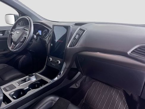 Used 2021 Ford Edge ST image 30