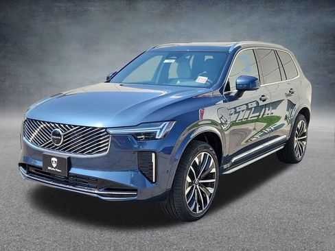 New 2026 Volvo XC90 T8 Plus image 3
