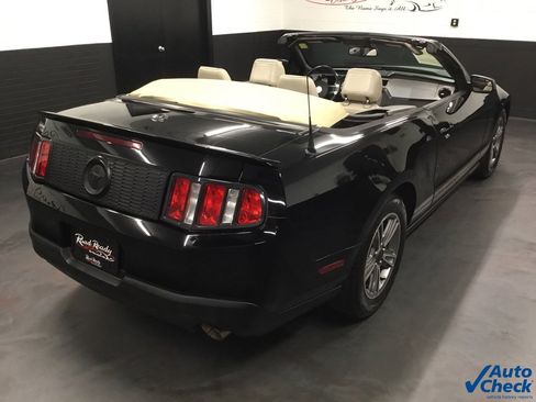 Used 2012 Ford Mustang Premium image 11