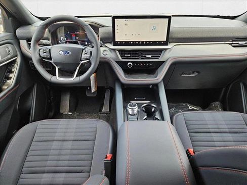 New 2025 Ford Explorer ST-Line image 15