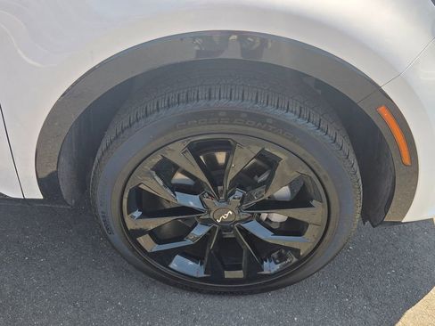 Used 2023 Kia Sorento SX AWD/4WD image 8