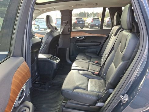 Used 2023 Volvo XC90 B5 Plus w/ Protection Package AWD/4WD image 10