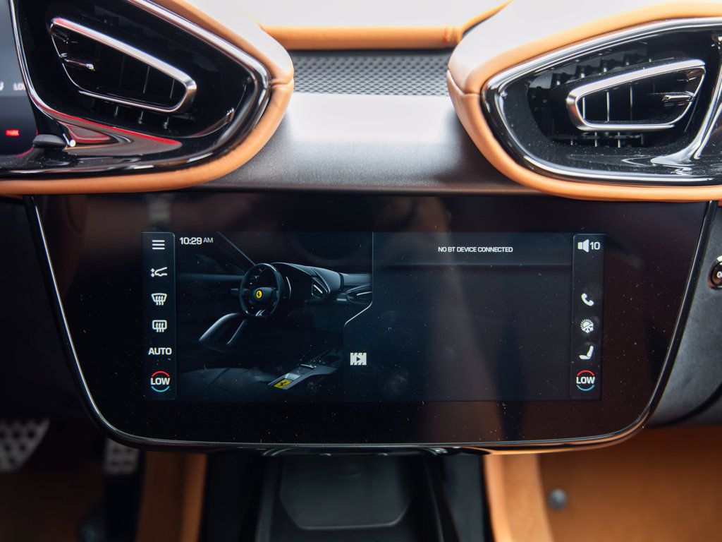 Certified 2025 Ferrari 12Cilindri RWD image 19
