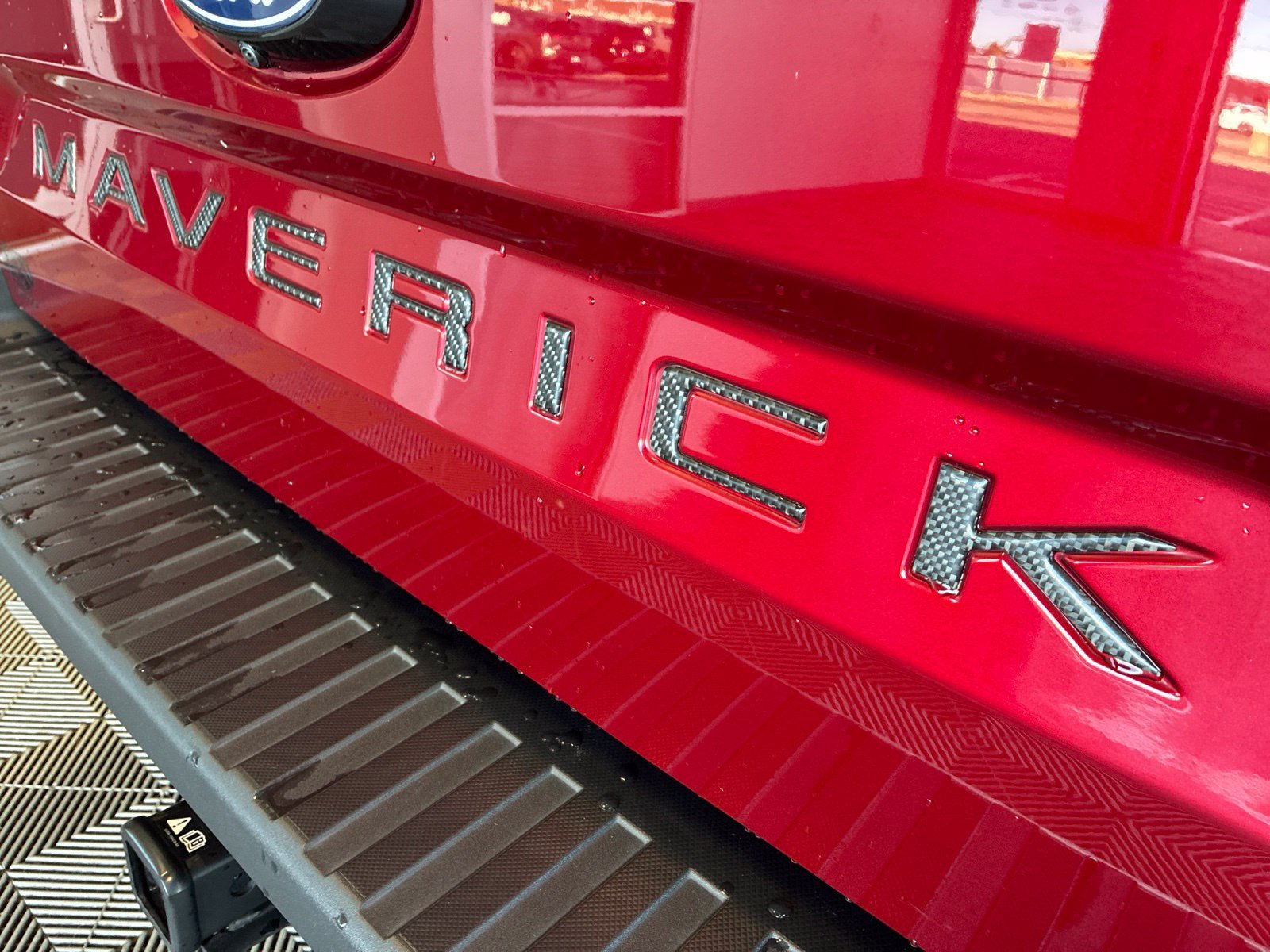 Used 2025 Ford Maverick XLT FWD image 9
