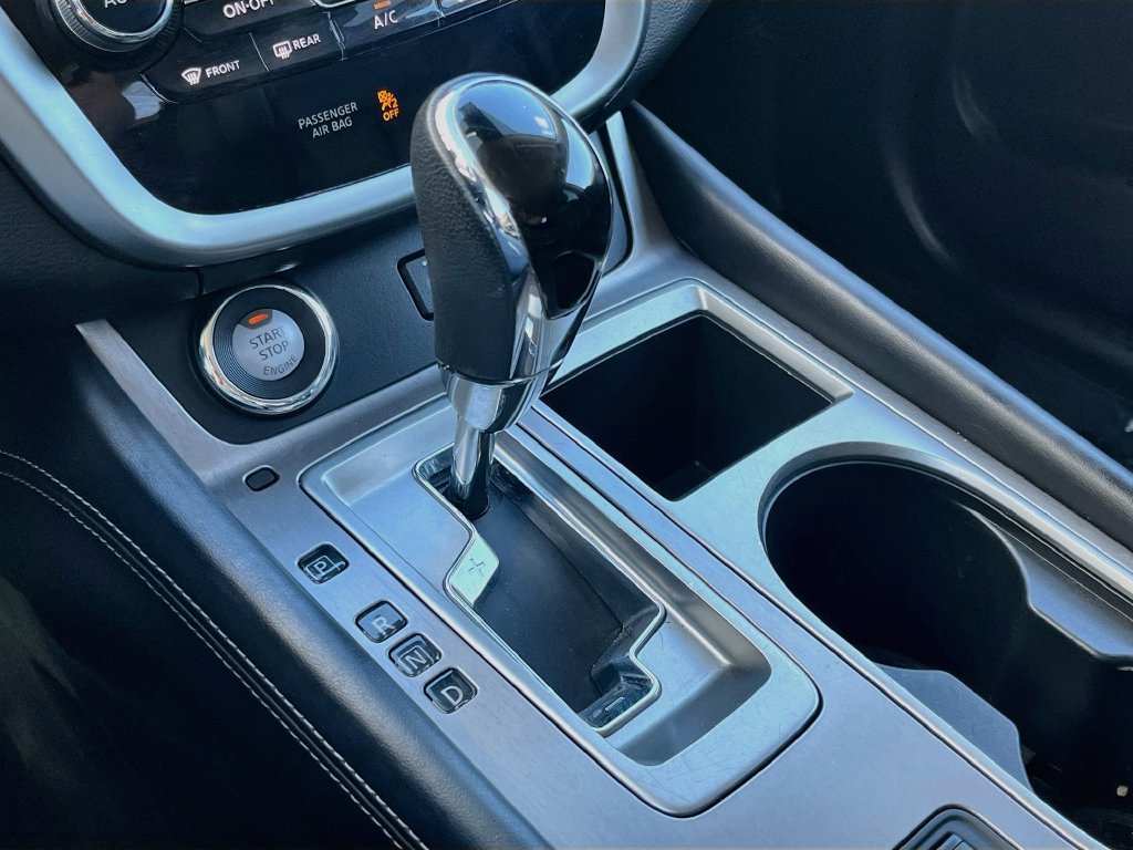 Used 2023 Nissan Murano SV AWD/4WD image 16