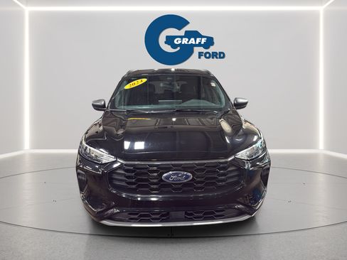 Used 2024 Ford Escape ST-Line w/ Tech Pack #1 FWD image 3