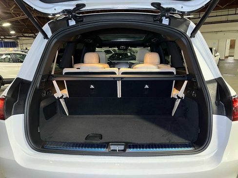 New 2026 Mercedes-Benz GLS 580 4MATIC image 17