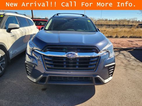 Used 2023 Subaru Ascent Limited w/ Technology Package image 2