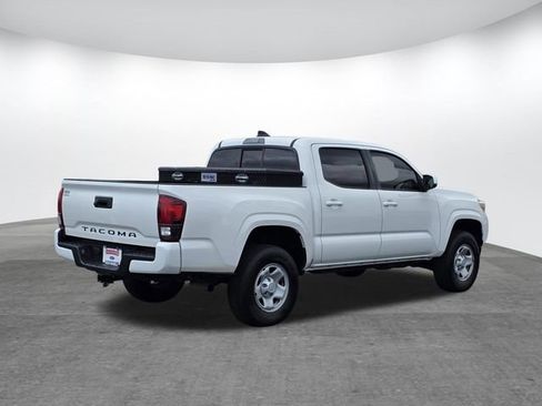 Used 2021 Toyota Tacoma SR w/ SR Convenience Package RWD image 4