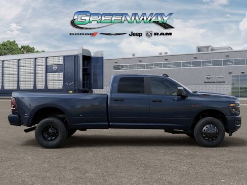 New 2026 RAM 3500 Big Horn AWD/4WD image 21