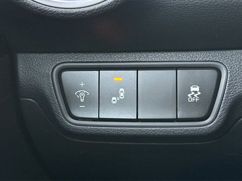 Used 2023 Kia Forte GT-Line image 30